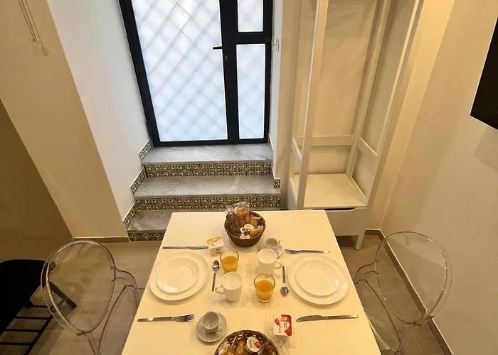 Πανσιόν Gianferrara 37 Comfort Cattedrale 3*
