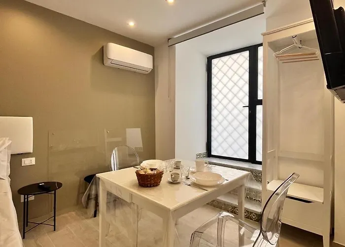 Gianferrara 37 Comfort Cattedrale Πανσιόν 3*